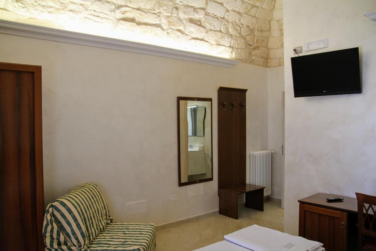 Rooms Dimora Arco - Affitti Brevi Italia Monte SantʼAngelo Dış mekan fotoğraf