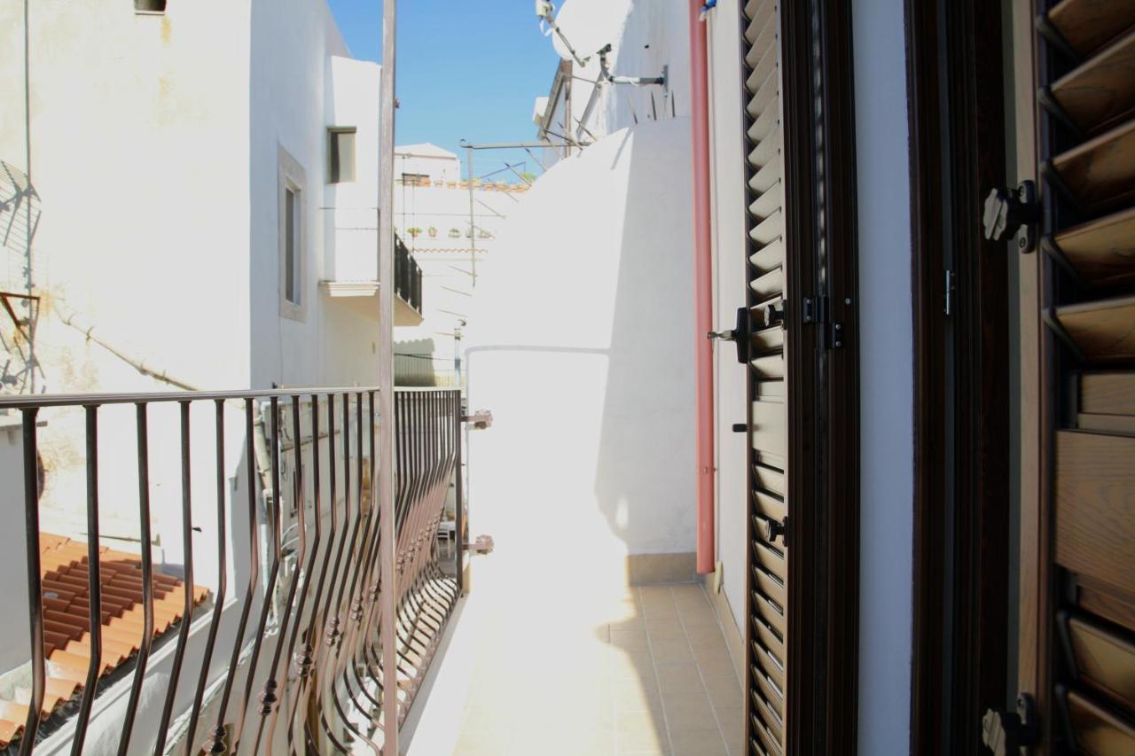 Rooms Dimora Arco - Affitti Brevi Italia Monte SantʼAngelo Dış mekan fotoğraf